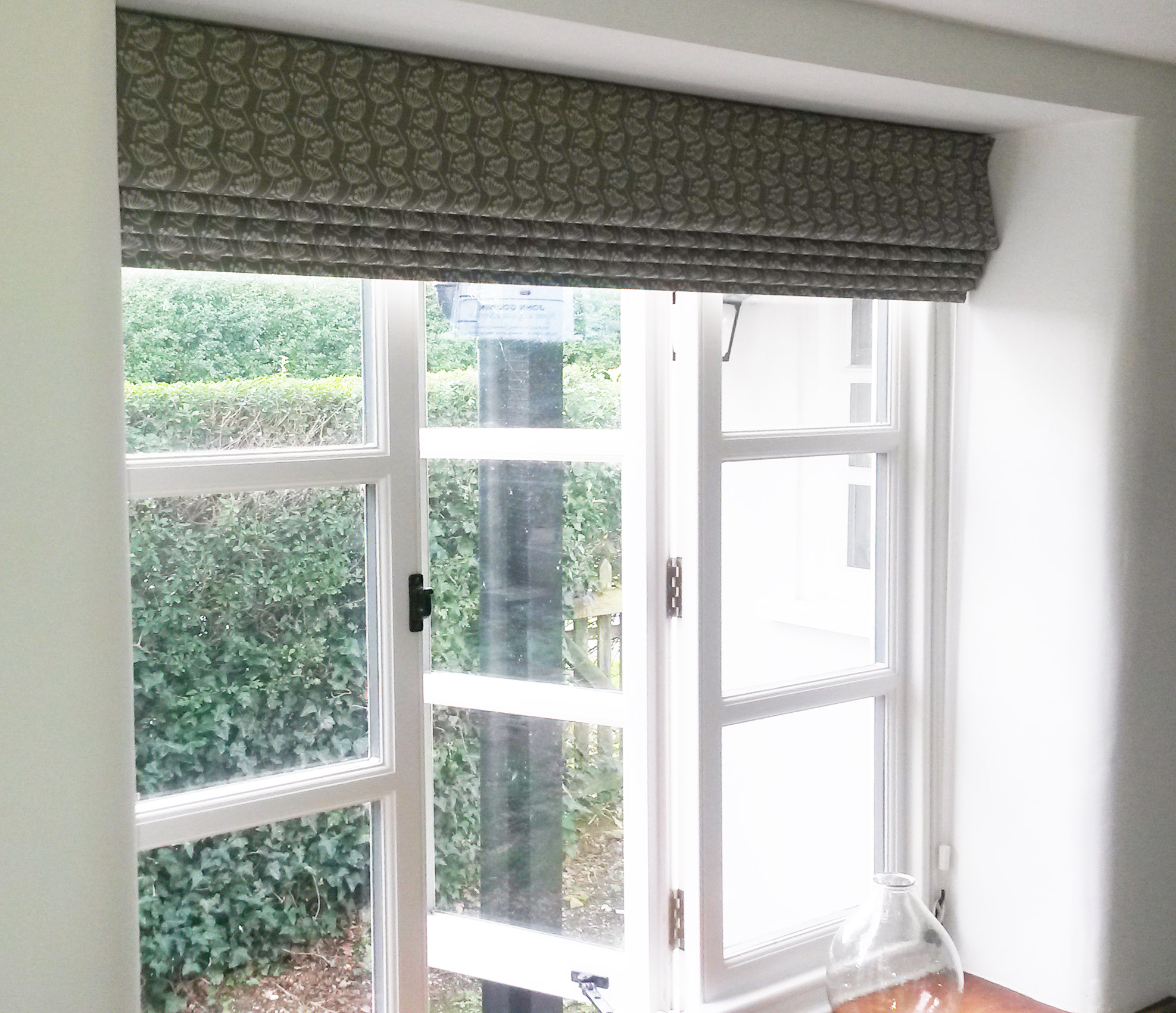 Roman blind in Charlotte Macey Cow Parsley fabric